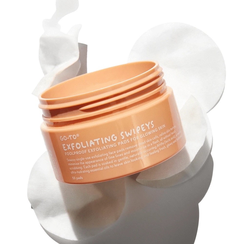 NIB $46 Go-To Face Exfoliating Swipeys 50 pads